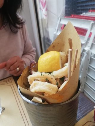 Cartoccio sfizioso di calamari