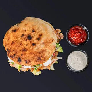 Burger Bossa z szarpaną wieprzowiną