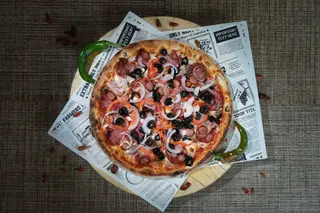 Pizza Mega Suprema