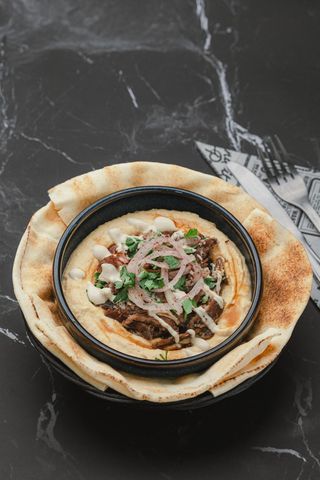 Hummus + Shawarma de Carne