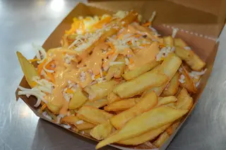 Patatas Fritas Con Queso