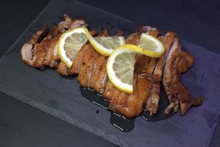 Pato con salsa de limón