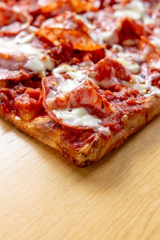 Pizza Diavola - 4 Trozos