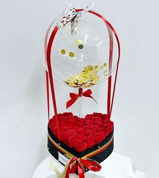 Cutie inima si balon atasat 