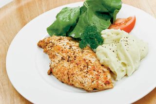 Piept de pui țărănesc cu piure