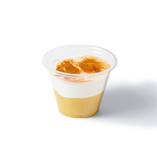 Iogurte com puré de maçã e canela