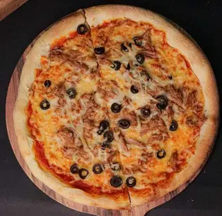 Pizza Tuna