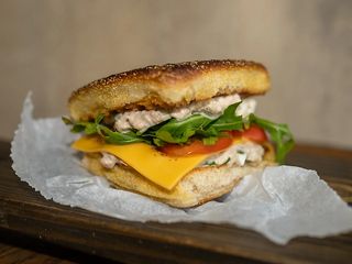 Фаундейшн мафін із тунцем