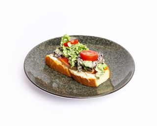 Брускета з слабосоленою фореллю (60г)