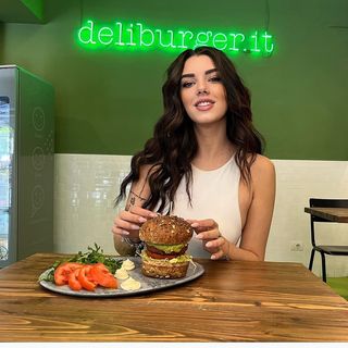 Menu 11 Cheez Burger