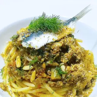 Bucatini con sarde
