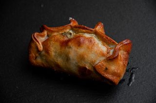 Empanada De Espinaca Y Queso De Cabra 