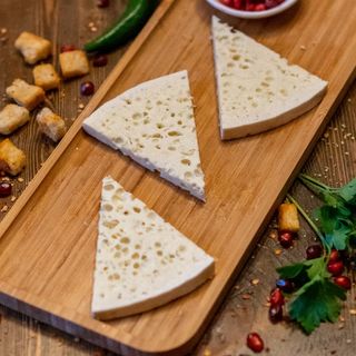 ყველი (3 ნაჭერი)