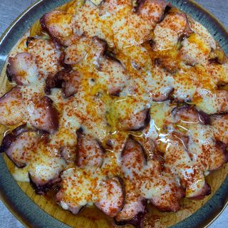Pulpo con tetilla 