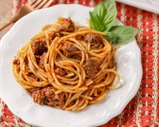 Tagliatelle/Spaghetti Bolonhesa