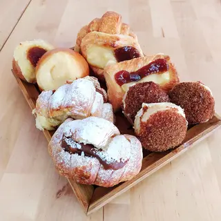 Facturas (Pastitas Argentinas)