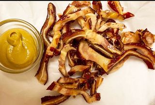 Вушка П'ятачка з гірчицею (100/30 г)