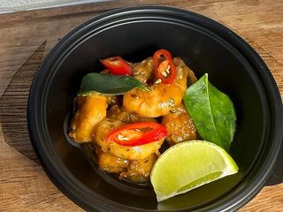 Тигрова зі скоринкою у ніжному чілі (7 шт)