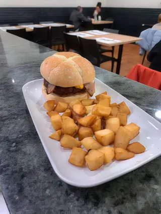 Hamburguesa vedella Angus a la brasa (200g)