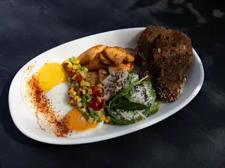 Оката з сальсою та куркою (320g)