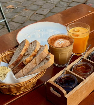 Petit Dejeuner Light