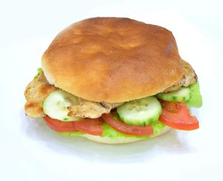 Pileće belo u lepinji 200g