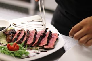 Tagliata di filetto di scottona al rosmarino