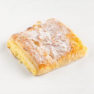 Pšenična štrudla sir