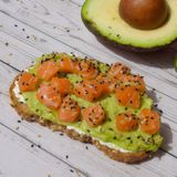 Salmón Toast