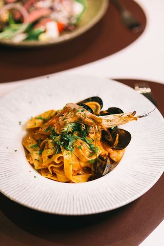 Linguine cu fructe mare