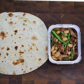 Телятина в томатному соусі(230г/100г)