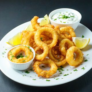 Хрупкави калмари по гръцки