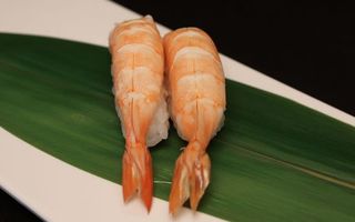 34. Nigiri gamberi  cotti - 2 pezzi 