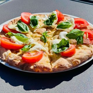 Pizza gamberi pil-pil 32 cm.