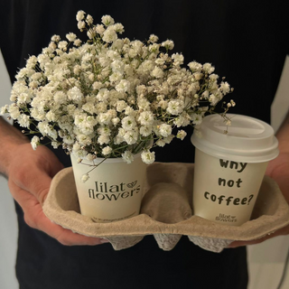 illy coffee and Giphso mini bouquet