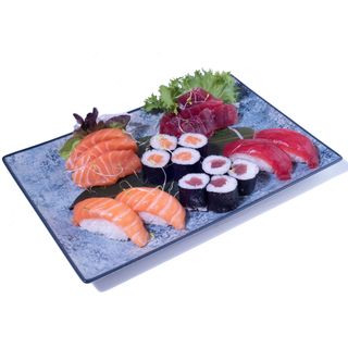 Combinado De Maguro Y Shake