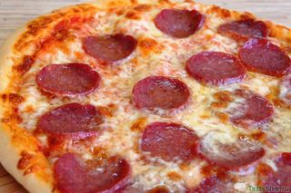 Пицца с салями 30cm.