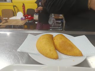 Empanada Jamón Y Queso (1 Ud.)