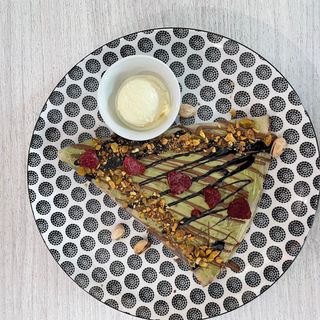 Pistać - crna čokolada 