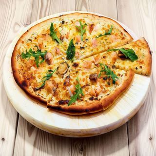 25. Pizza Marinera (Familiar)