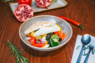 Salata Greceasca cu legume & feta