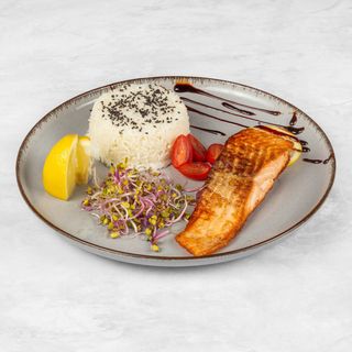 Salmón A La Plancha