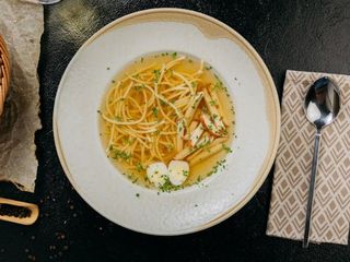 Курячий бульйон