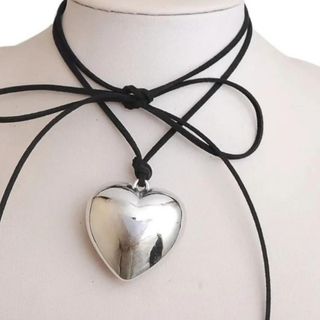 Трендовый Чокер Сердце 1000тг