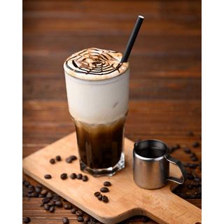 Iced Caramel Macchiato