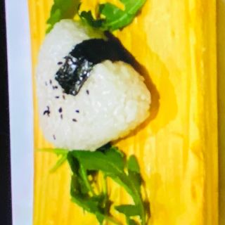 193 Onigiri salmone