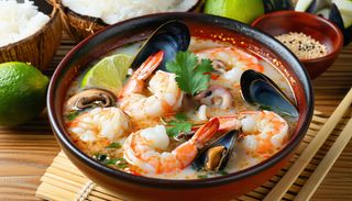 ՏՈՄ-ՅԱՄ ԾՈՎԱՄԹԵՐՔՈՎ