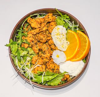 Pistachio pileća salata