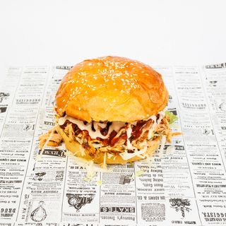 Pulled chicken sandwich