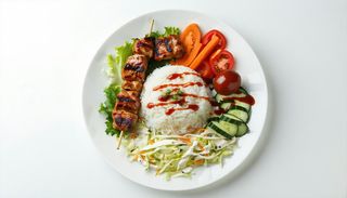 Riso con kebab e verdure